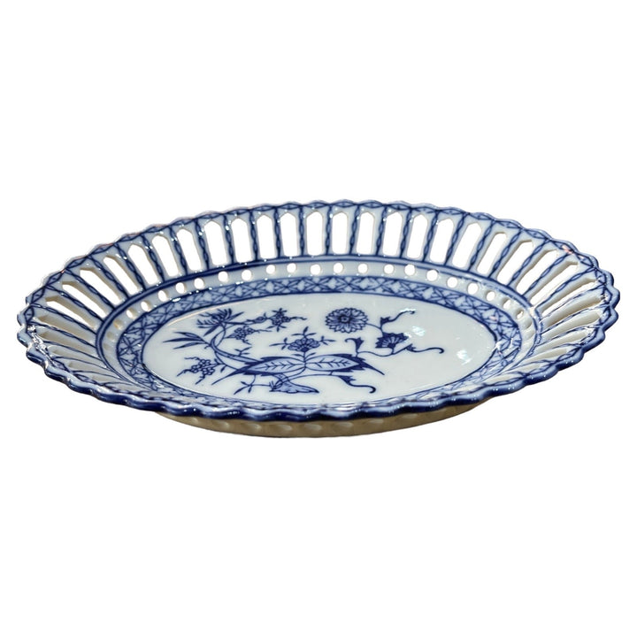 Blue & White Chinoiserie Blue & White Chinoiserie Wild Atlantique Vinatge Blue & White Decorative Oval Dish 